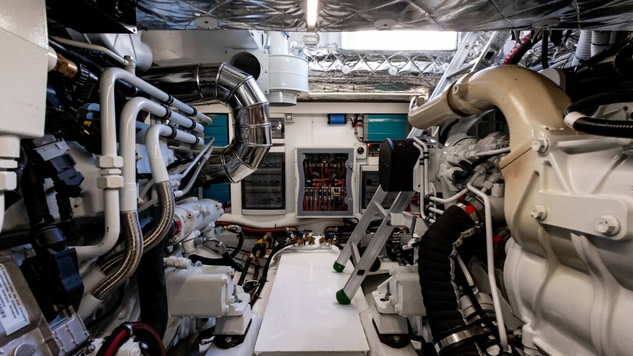 Aicon Yachts USA Audace 50 engine room access