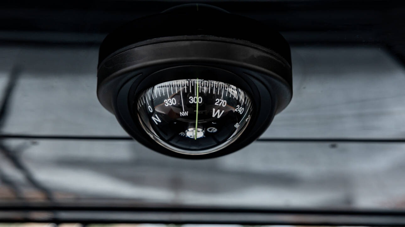 Aicon Yachts USA Audace 50 navigation compass